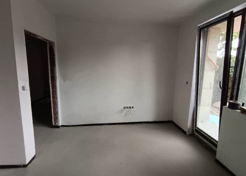 À venda  2 quartos Sofia , Suhata reka , 72 m² | 54660510 - imagem [3]