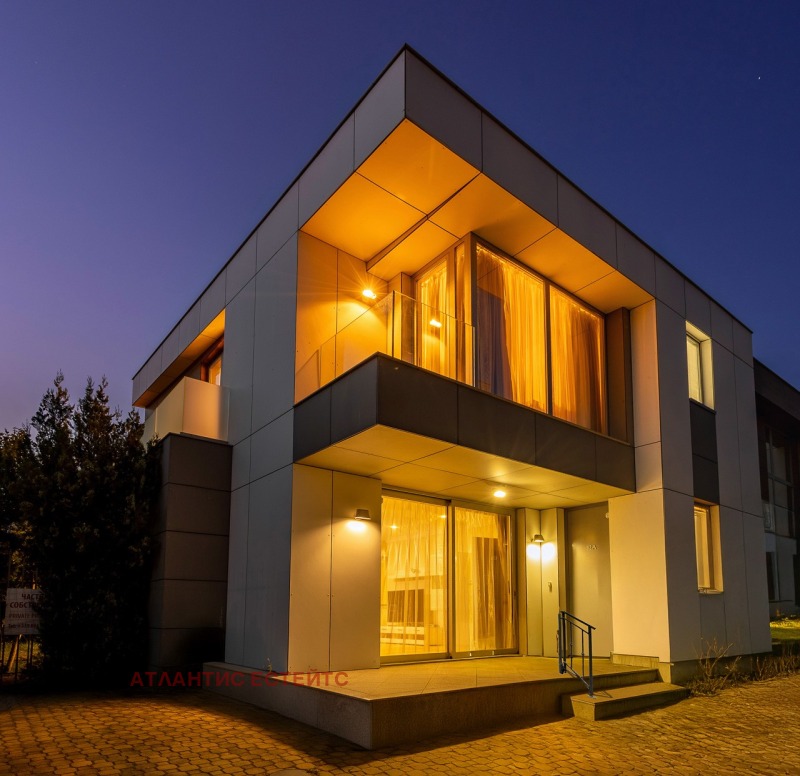 Til salg  Hus Burgas , Sarafovo , 187 kvm | 58634430
