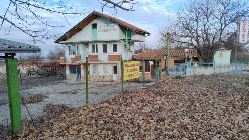 Продава ТЪРГОВСКИ КОМПЛЕКС в област Благоевград, гр. Петрич - 5000 кв.м / 766 937.82 € » 1 500 000 лв.