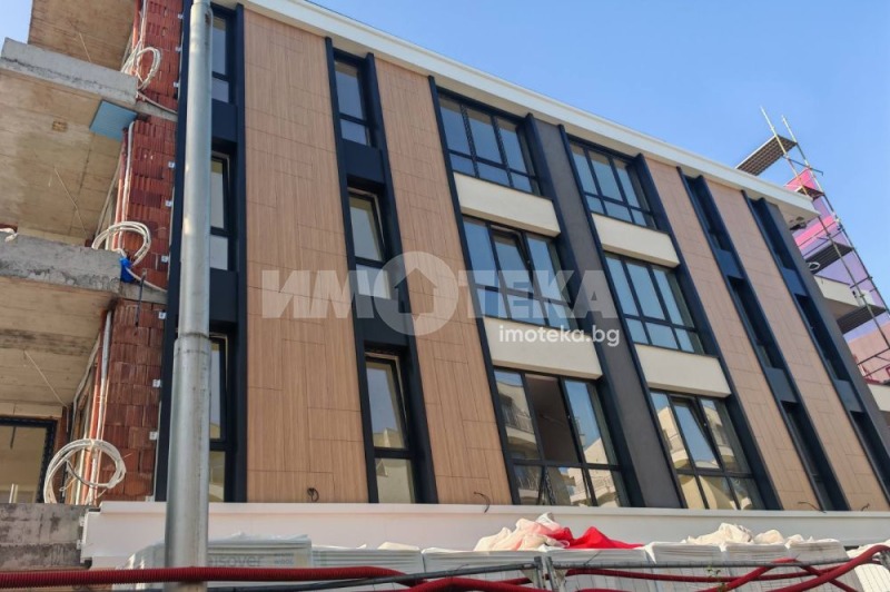 À venda  2 quartos Plovdiv , Karchiiaka , 114 m² | 16586850