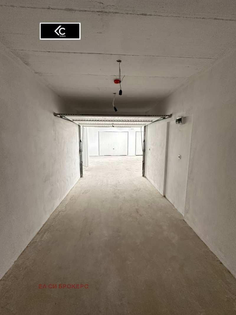 Продава ГАРАЖ, ПАРКОМЯСТО, гр. София, Овча купел, снимка 2 - Гаражи и паркоместа - 52367918