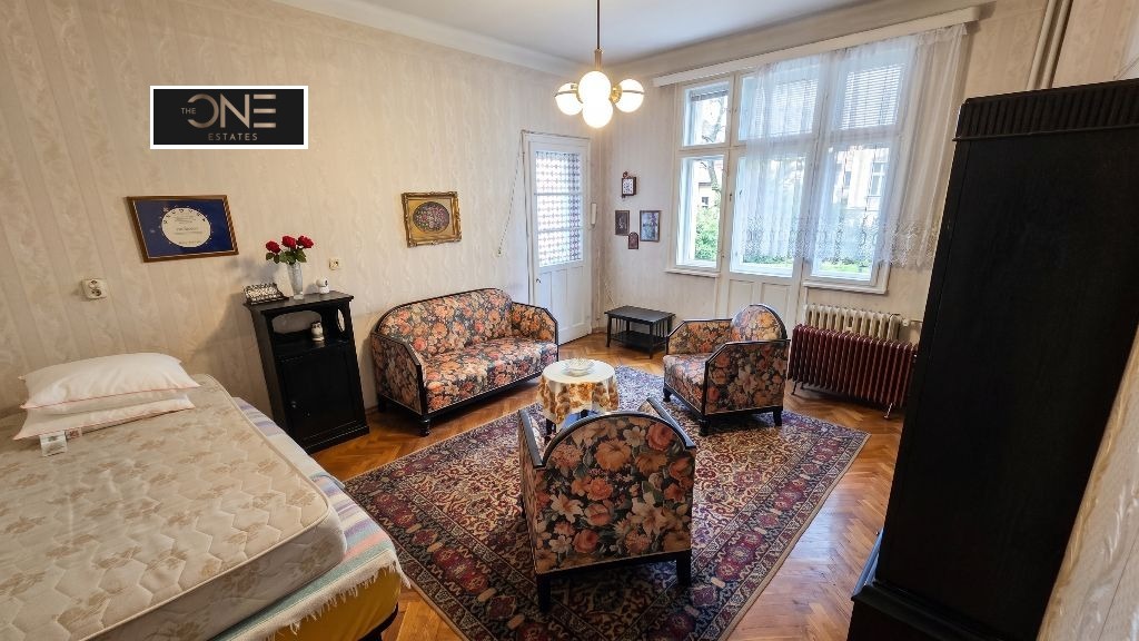 Продава 4-СТАЕН, гр. София, Оборище, снимка 1 - Апартаменти - 55538182