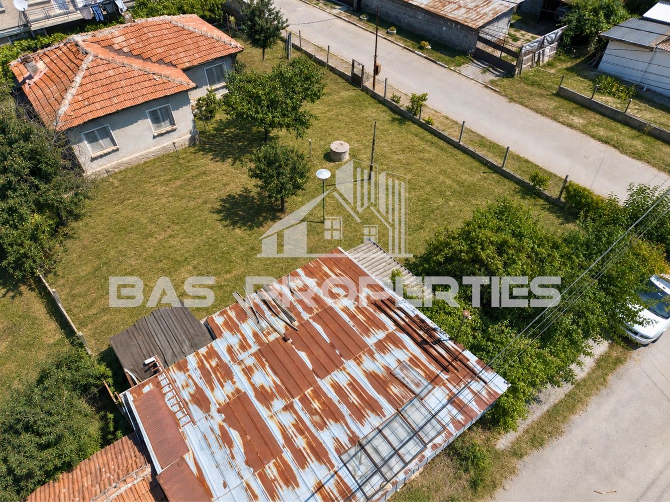 Продава КЪЩА, гр. София, с. Мировяне