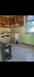 Продава ЕТАЖ ОТ КЪЩА, гр. Варна, Галата, снимка 2