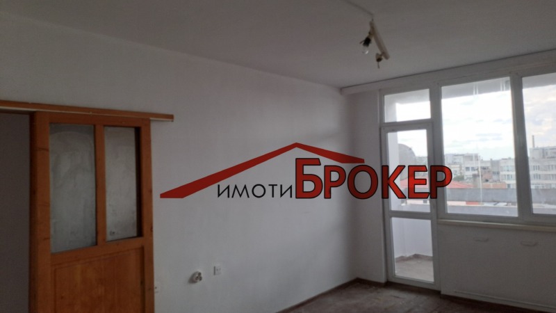 Продава  2-стаен град Сливен , Даме Груев , 58 кв.м | 59878446 - изображение [3]