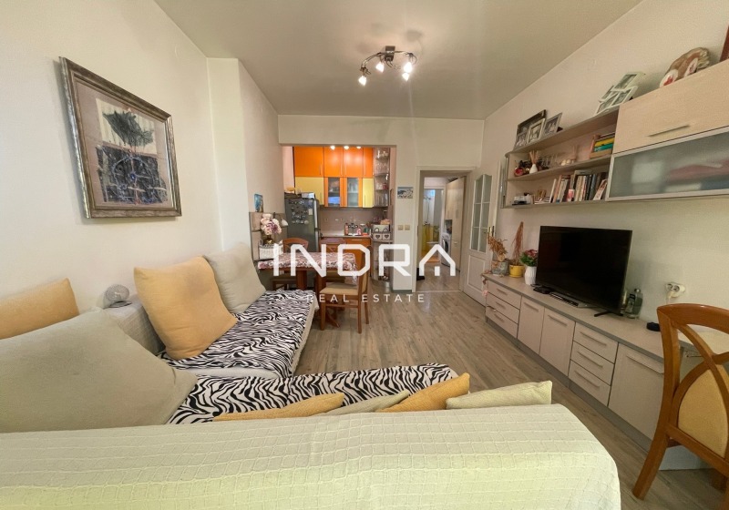 Продава 2-СТАЕН, гр. Бургас, Център, снимка 4 - Апартаменти - 52722386