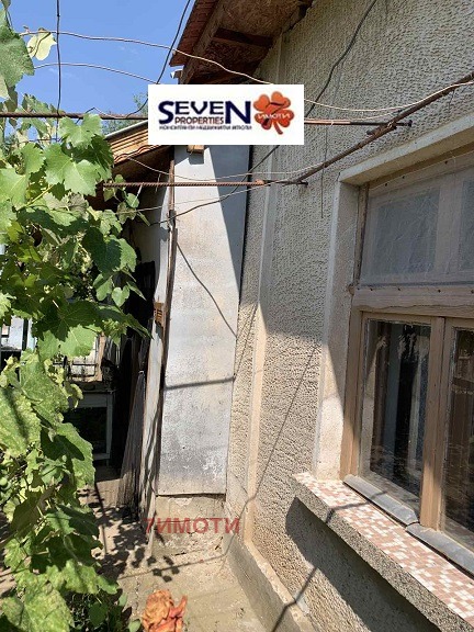 Продава  Къща област Плевен , с. Долни Луковит , 60 кв.м | 68214845 - изображение [12]