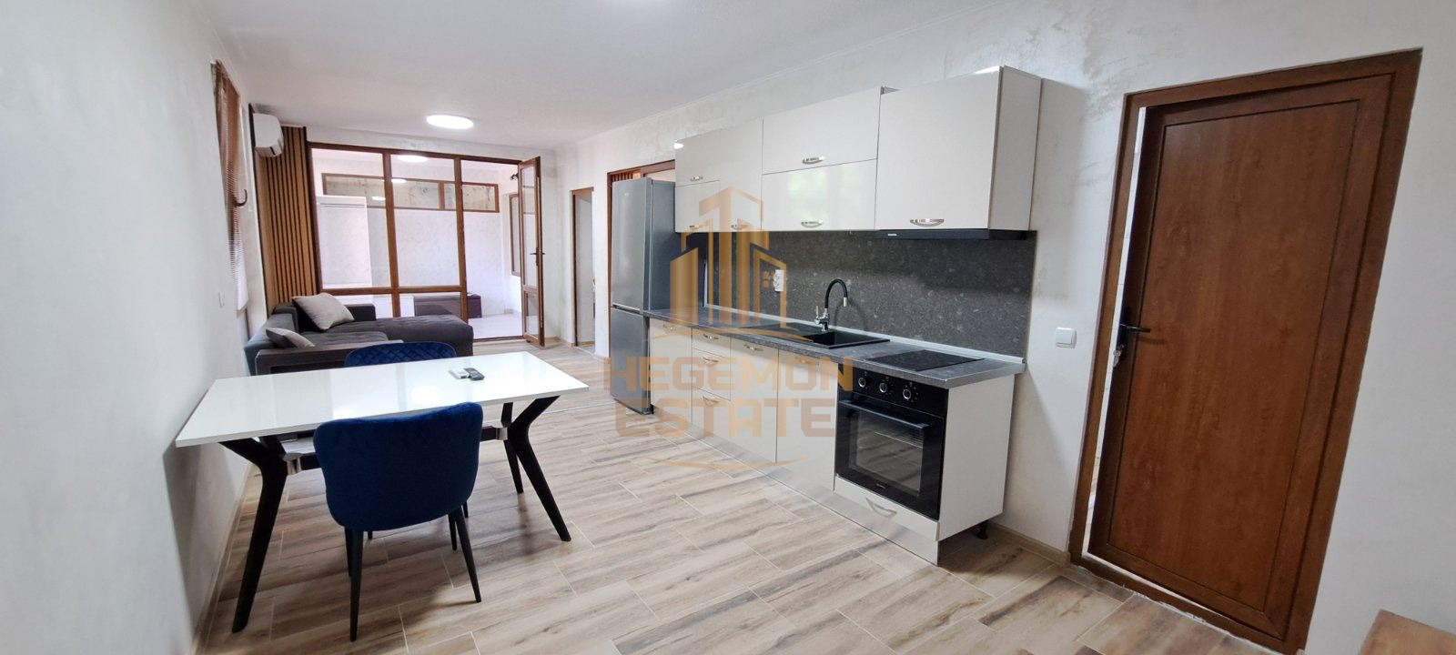 Продава 3-СТАЕН, гр. Варна, Бриз, снимка 3 - Апартаменти - 55550610