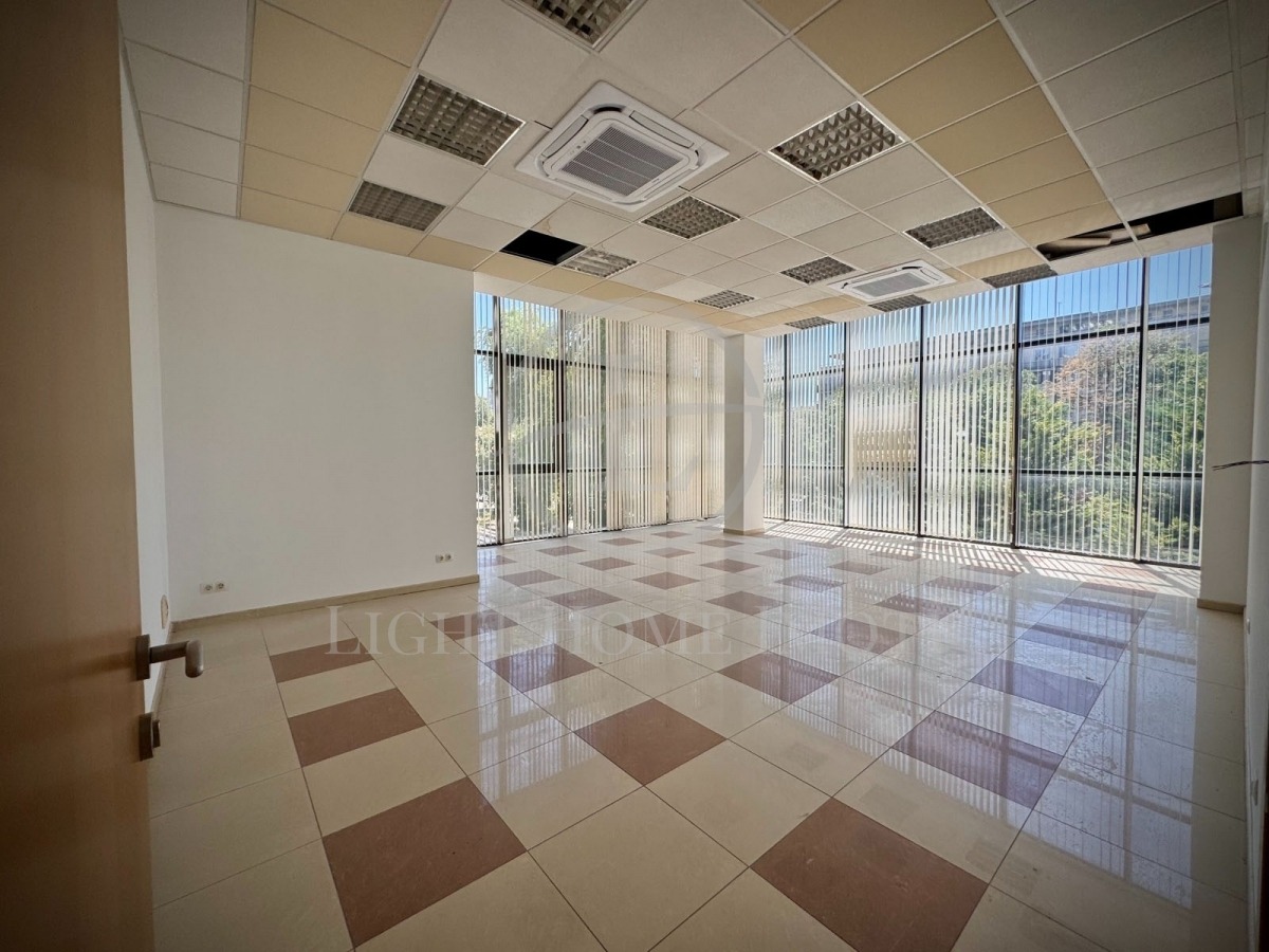 Продава ОФИС, гр. Пловдив, Кючук Париж, снимка 2 - Офиси - 51819809