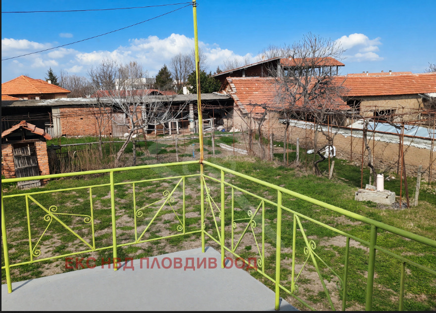 Продава КЪЩА, с. Тополово, област Пловдив, снимка 2 - Къщи - 54792501