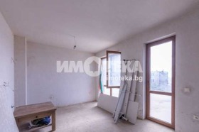 1 quarto m-t Ptchelina, Varna 1