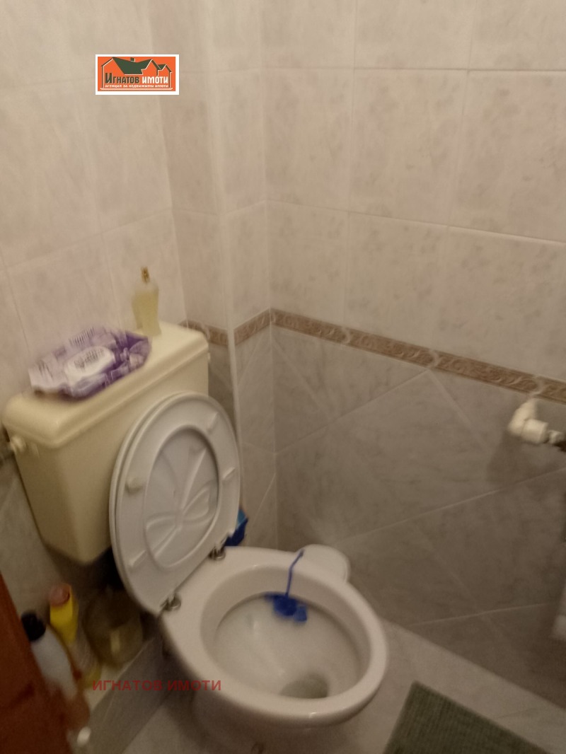 Продаја  2 спаваће собе Пазарджик , Центар , 83 м2 | 54191435 - слика [11]