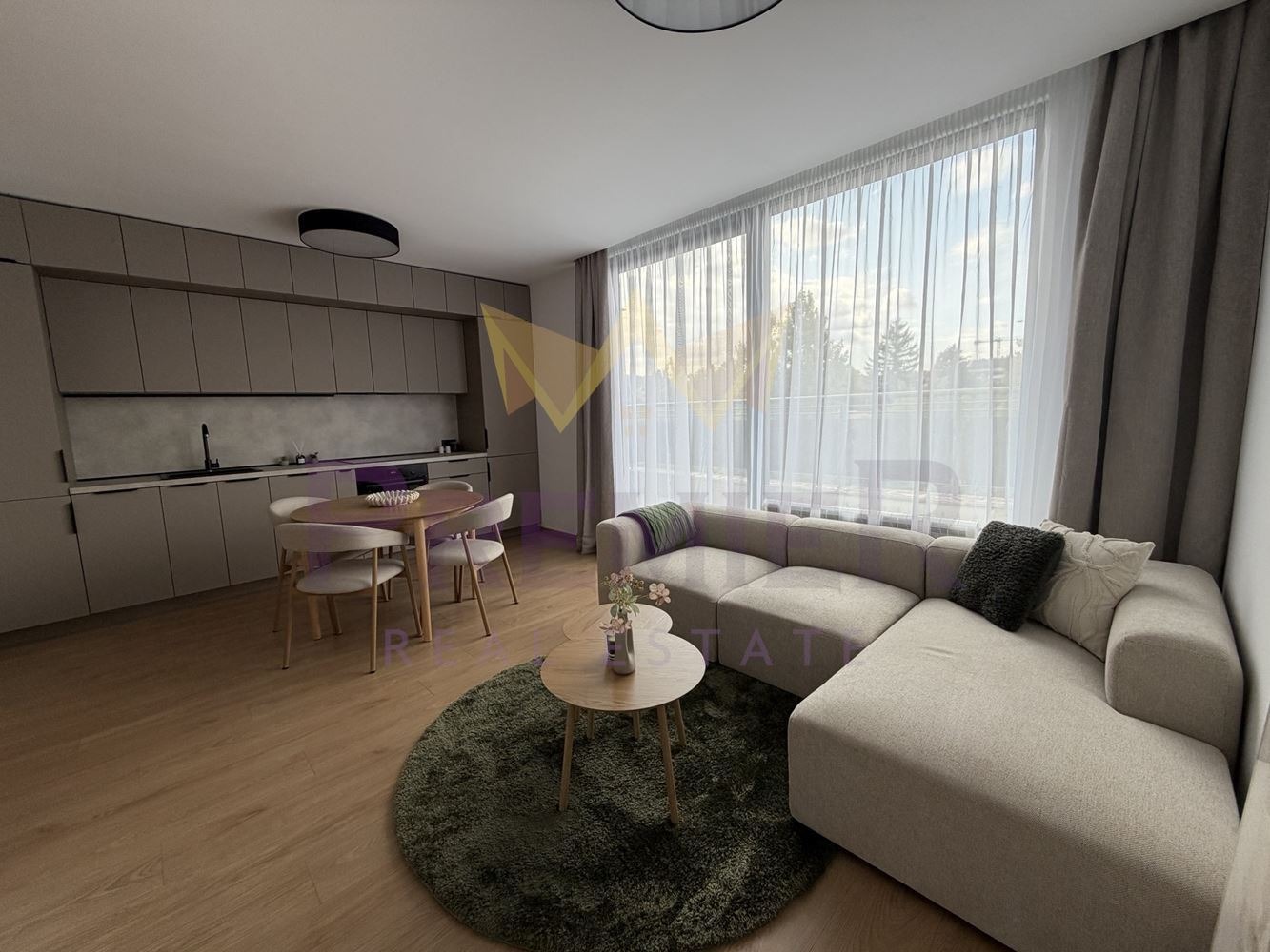 Продава 3-СТАЕН, гр. София, Карпузица
