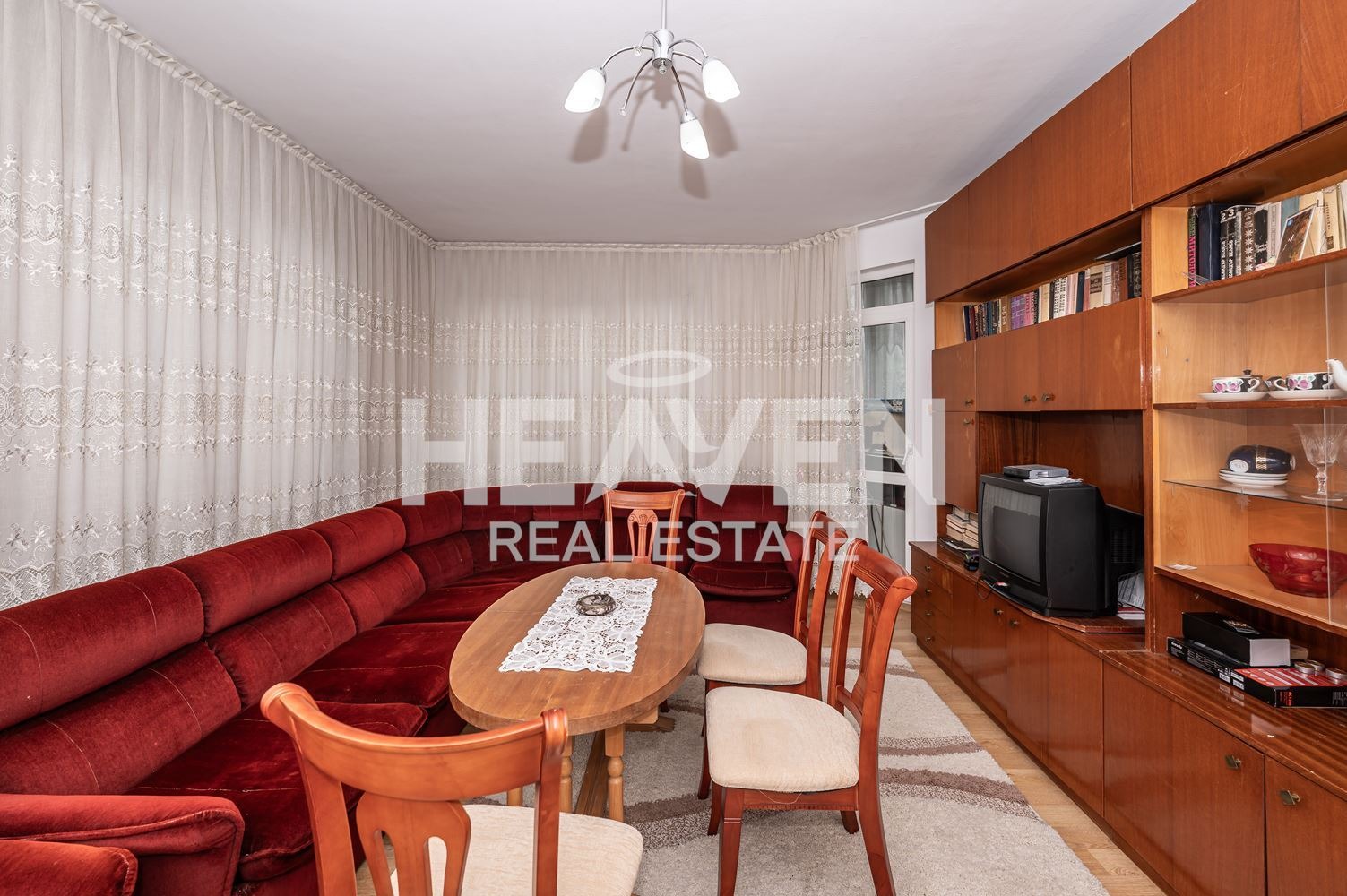 Продава МНОГОСТАЕН, гр. Пловдив, Център, снимка 2 - Апартаменти - 52603639