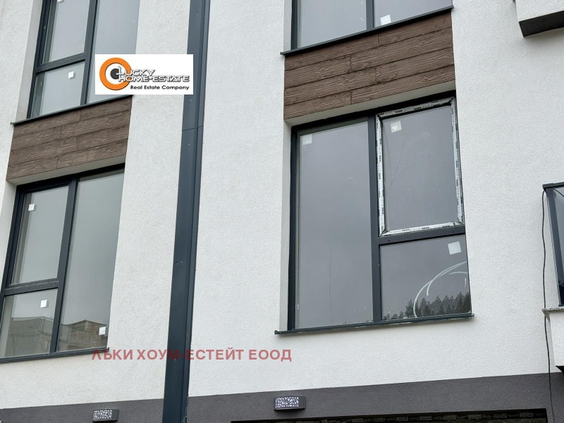 Продава 3-СТАЕН в град Перник, Изток - 90 кв.м / 134 100 € » 262 276.80 лв., ЛЪКИ ХОУМ-ЕСТЕЙТ ЕООД