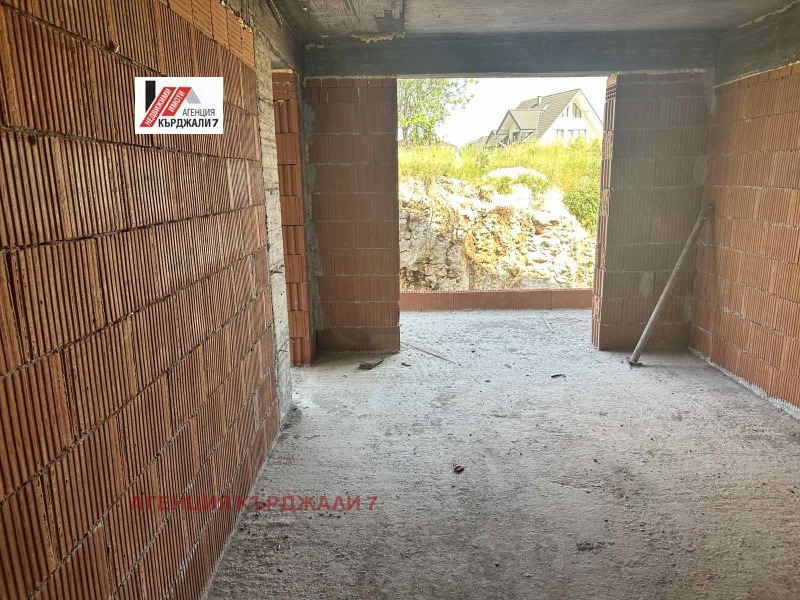 Продается  2 спальни Кърджали , Възрожденци , 109 кв.м | 11839360 - изображение [9]