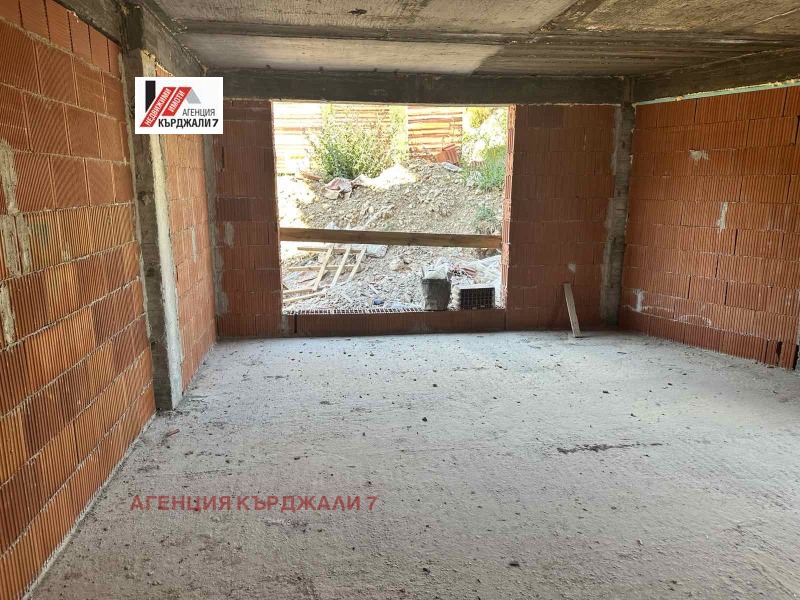 Продается  2 спальни Кърджали , Възрожденци , 109 кв.м | 11839360 - изображение [13]