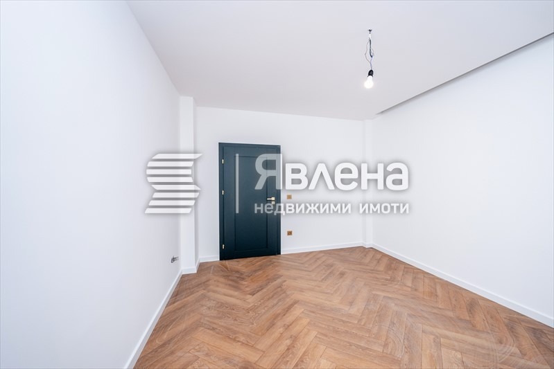 Продава 3-СТАЕН, гр. София, Център, снимка 6 - Апартаменти - 55893770