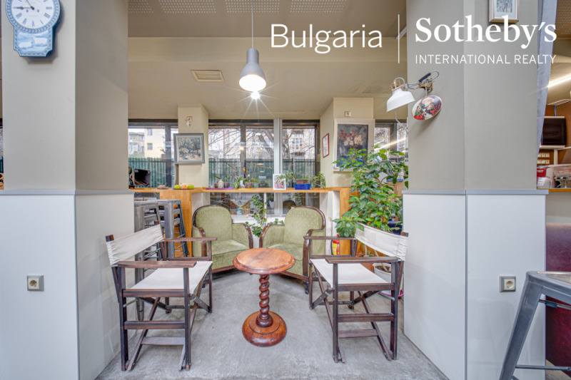 Продава ЗАВЕДЕНИЕ, гр. София, Център, снимка 5 - Заведения - 52687174