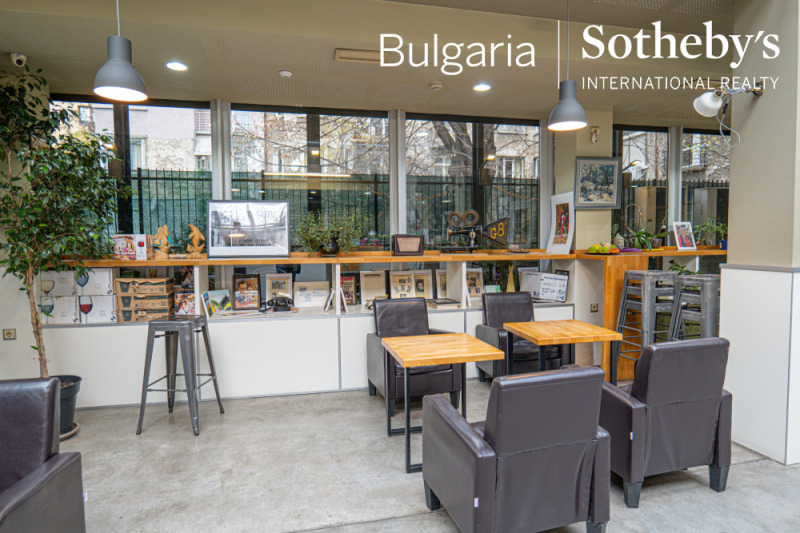 Продава ЗАВЕДЕНИЕ, гр. София, Център, снимка 6 - Заведения - 52687174