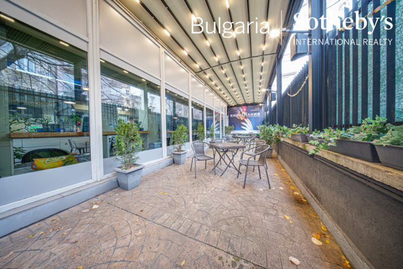 Продава ЗАВЕДЕНИЕ, гр. София, Център, снимка 12 - Заведения - 52687174