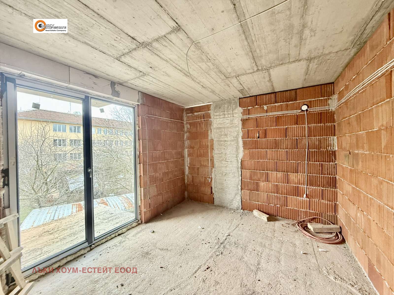 Продава 3-СТАЕН, гр. Перник, Изток, снимка 11 - Апартаменти - 54028767