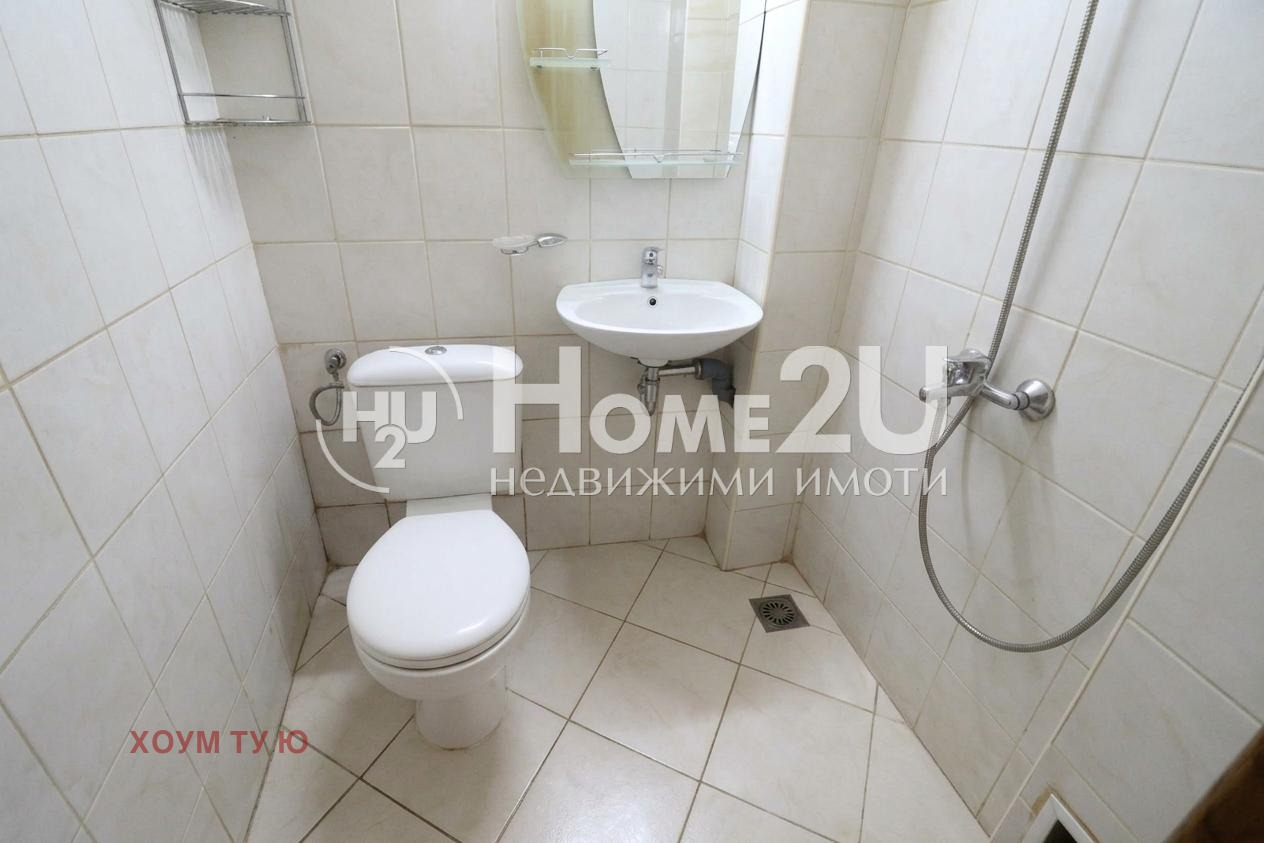 Продава ЕТАЖ ОТ КЪЩА, гр. София, Център, снимка 4 - Етаж от къща - 54766414