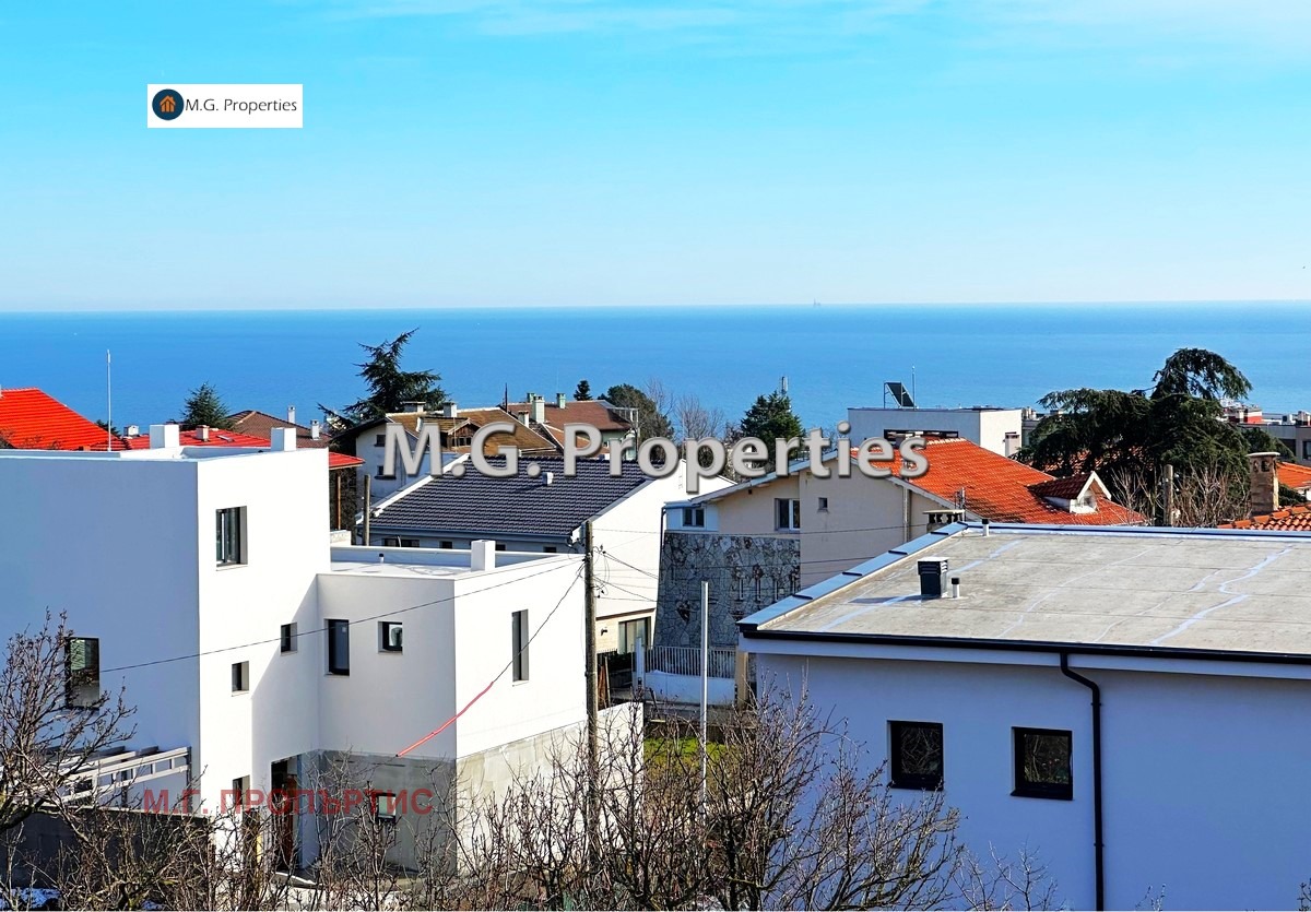 Продава КЪЩА, гр. Варна, Свети Никола