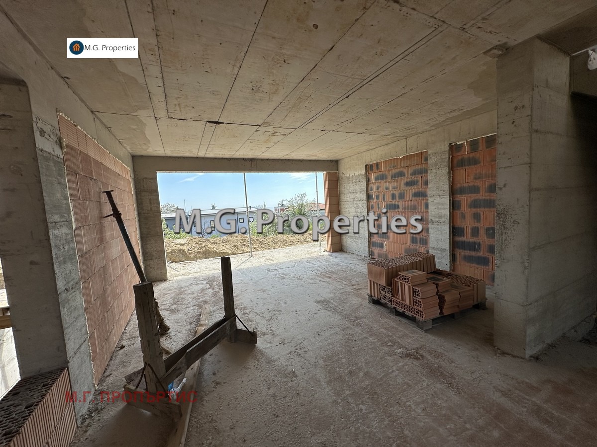 Продава КЪЩА, гр. Варна, Свети Никола, снимка 3 - Къщи - 49837143