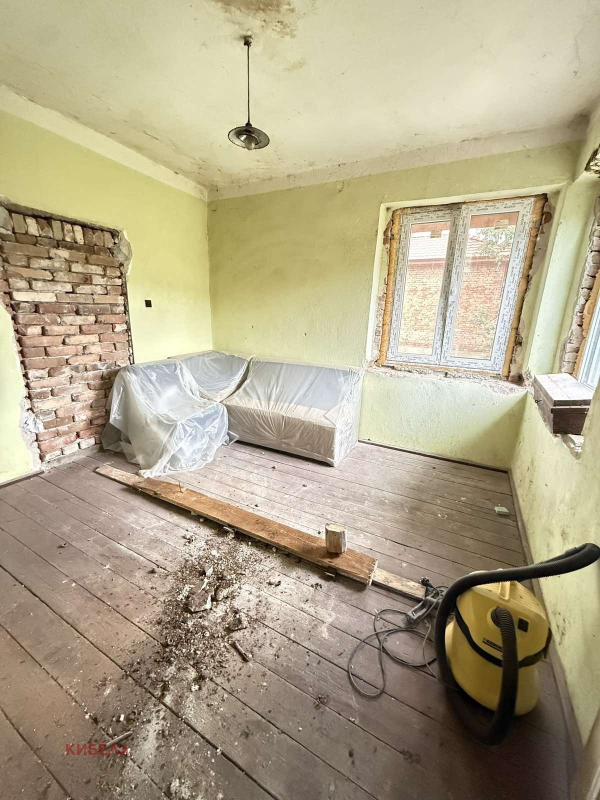 Продава КЪЩА, с. Комарево, област Плевен, снимка 5 - Къщи - 56008249