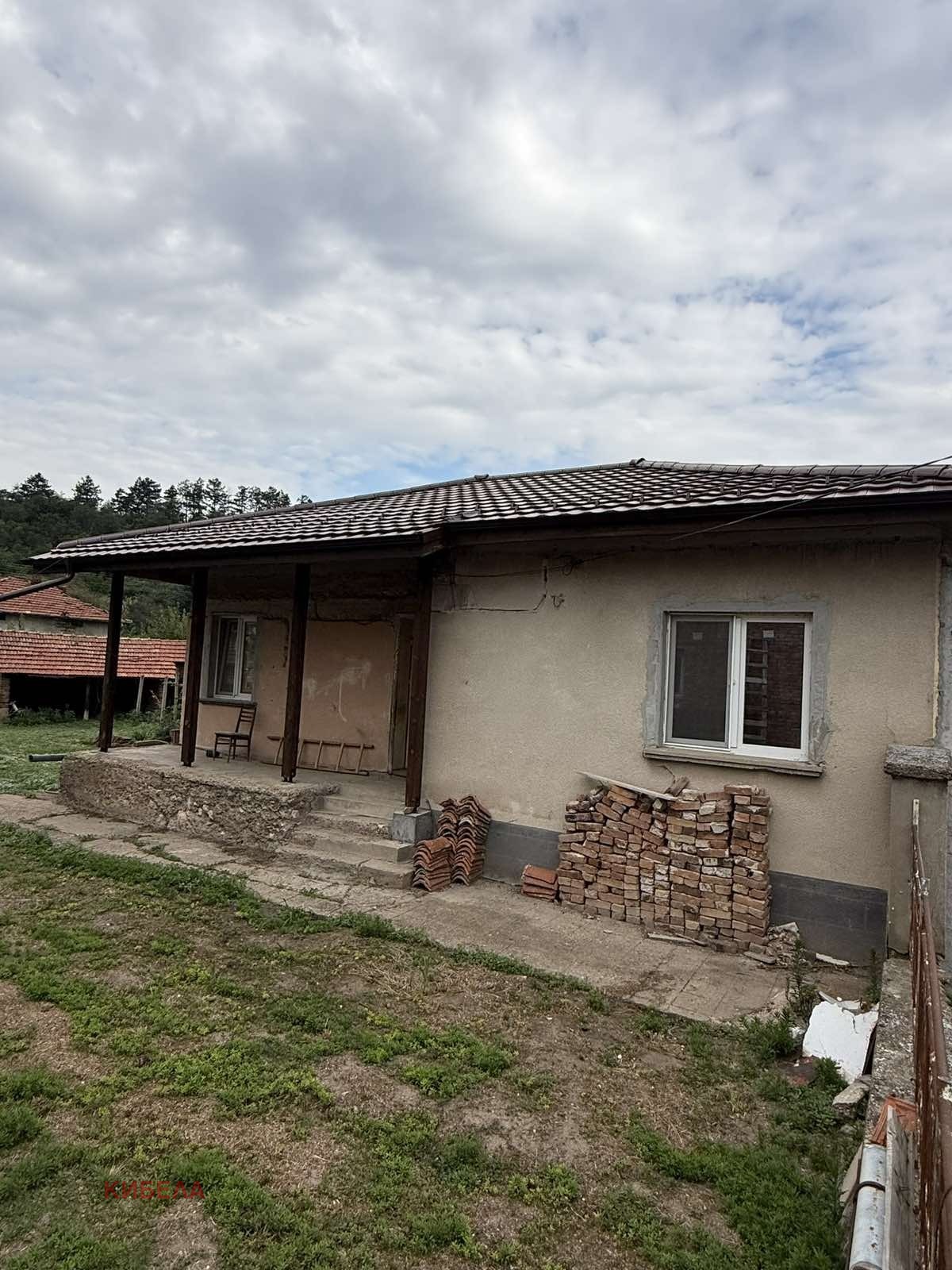 Продава КЪЩА, с. Комарево, област Плевен, снимка 16 - Къщи - 56008249