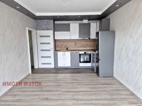 Studio Iztok, Pernik