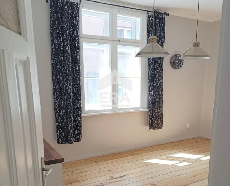 Продава 4-СТАЕН, гр. София, Оборище, снимка 3 - Апартаменти - 52318462