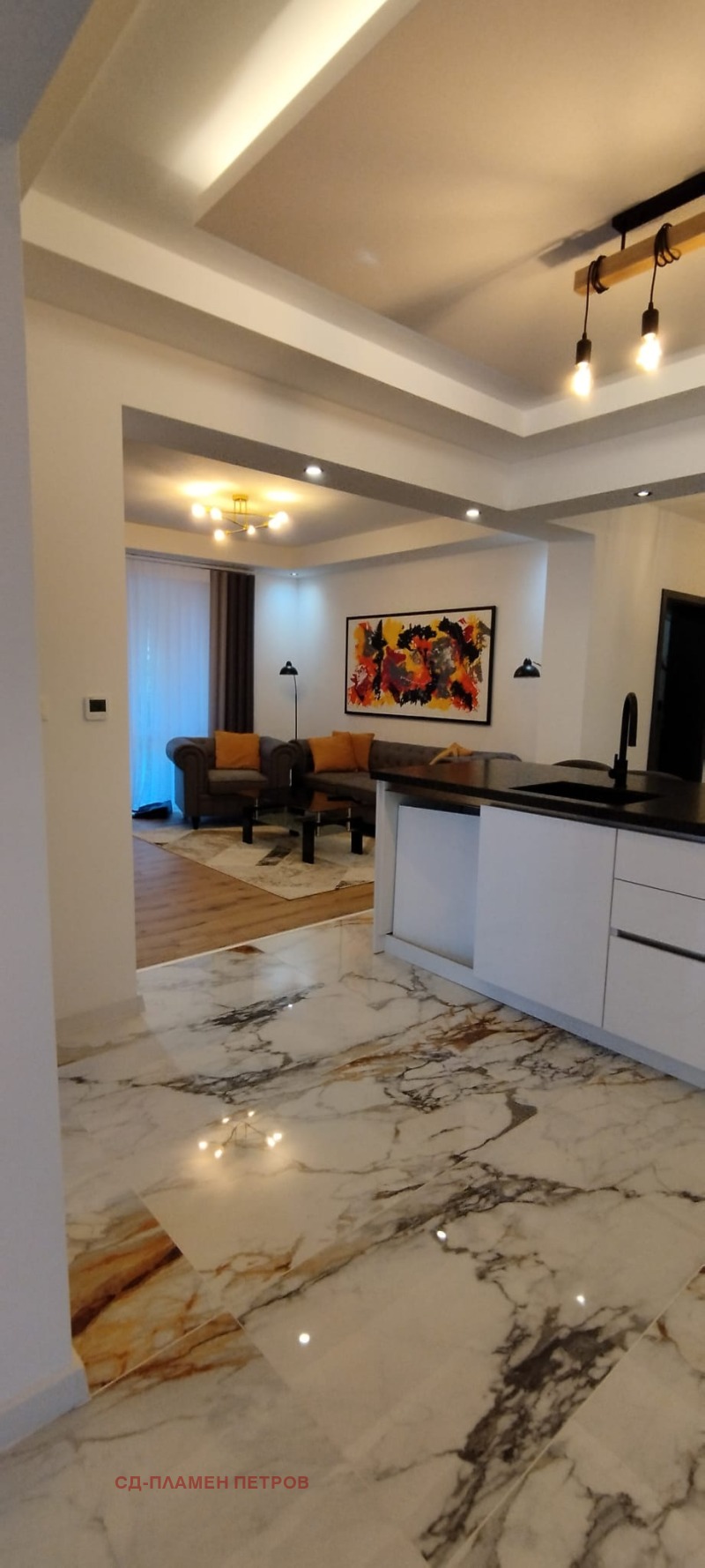 For Sale  3+ bedroom Shumen , Tsentar , 150 sq.m | 46327672