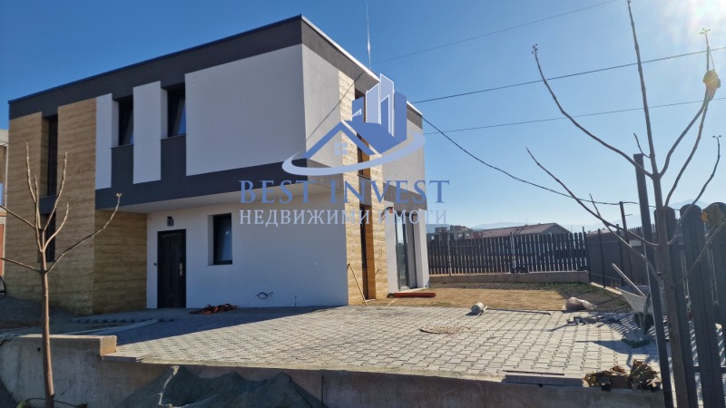 En venta  Casa Blagoevgrad , Balarbashi , 141 metros cuadrados | 46064838 - imagen [2]