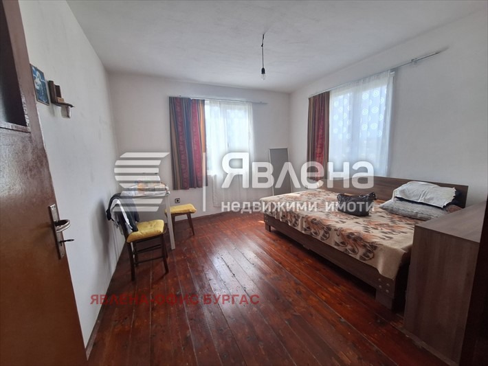 Продава КЪЩА, с. Полски извор, област Бургас, снимка 4 - Къщи - 49611804