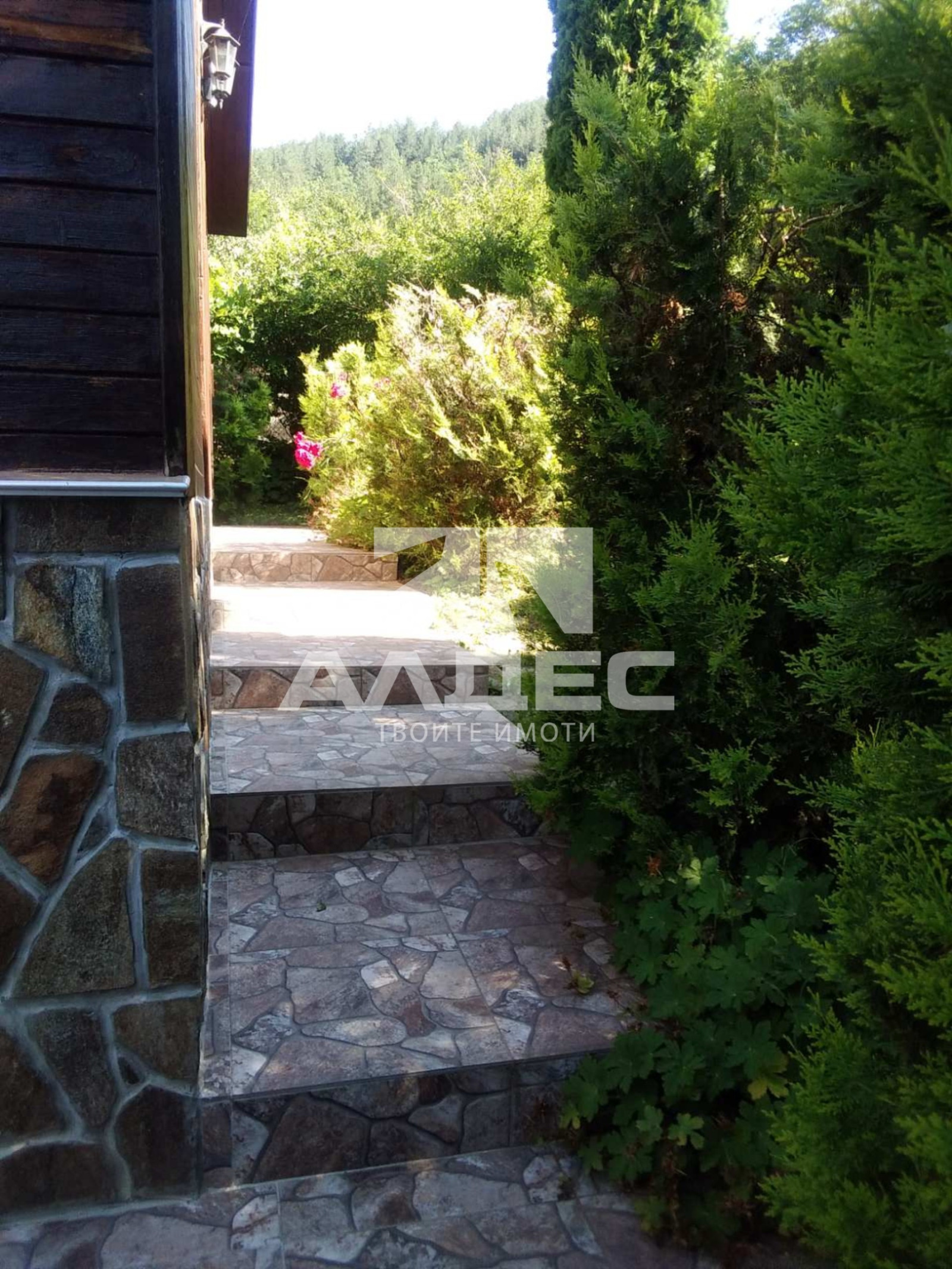Продава КЪЩА, с. Батулия, област София област, снимка 13 - Къщи - 54541433