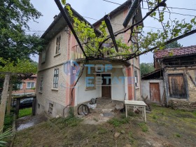 Maison Platchkovtsi, région de Gabrovo