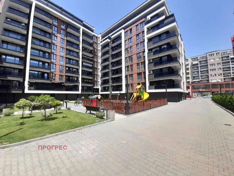 De vânzare  1 dormitor Plovdiv , Hristo Smirnensci , 76 mp | 48410546 - imagine [2]