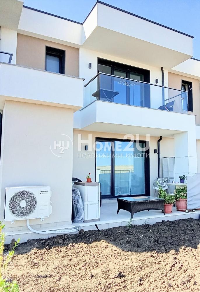 Продава КЪЩА, гр. Поморие, област Бургас, снимка 4 - Къщи - 55710907