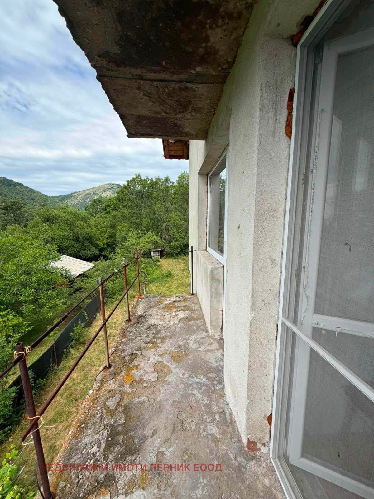 Продава КЪЩА, с. Лялинци, област Перник, снимка 9 - Къщи - 56213618
