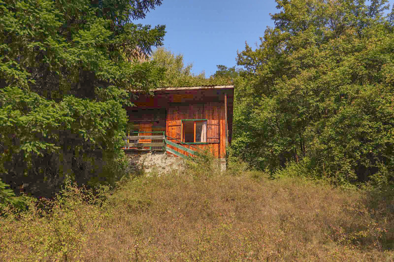 Продава ВИЛА в област София, гр. Своге - 45 кв.м / 29 499 € » 57 695.03 лв., СЕВЪН ЕСТЕЙТ
