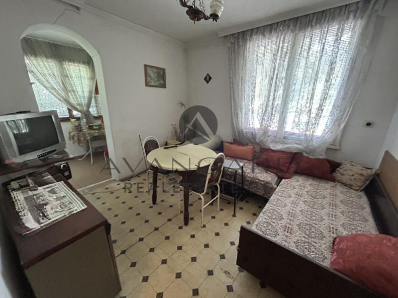 Te koop  2 slaapkamers Plovdiv , Karsjijaka , 77 m² | 34400865