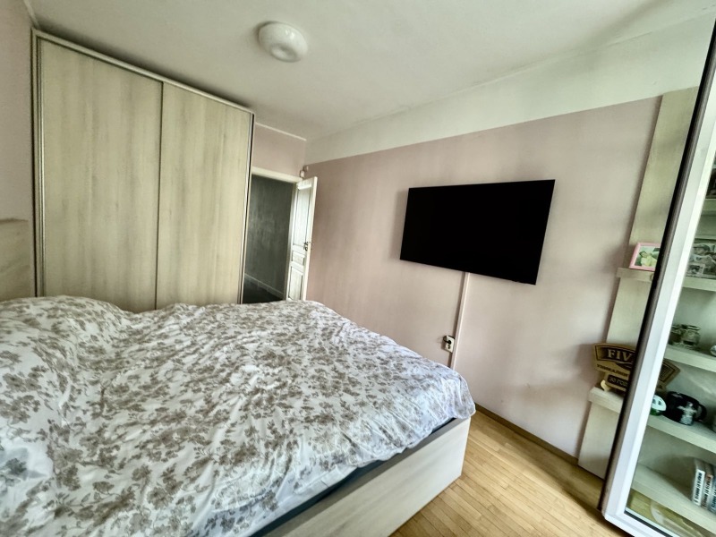 Продава  4-стаен град София , Иван Вазов , 151 кв.м | 24732427 - изображение [12]