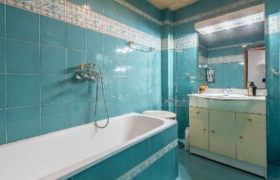 Продава КЪЩА, гр. Варна, Център, снимка 12 - Къщи - 52620315