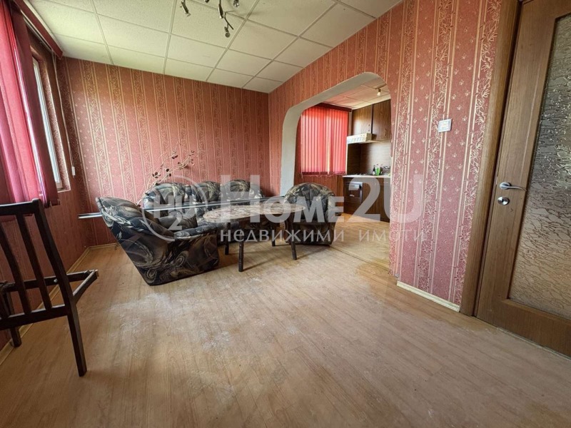 Till salu  Hus Golv Kjustendil , Gerena , 98 kvm | 18054200 - bild [2]