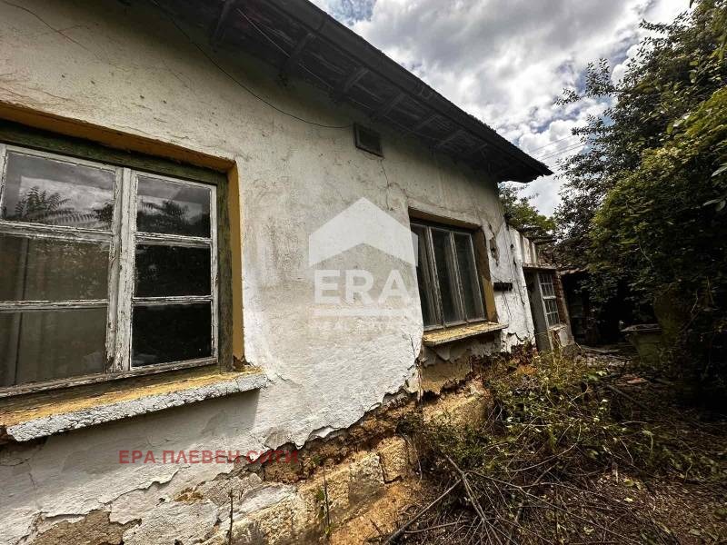 Продава КЪЩА, с. Въбел, област Плевен