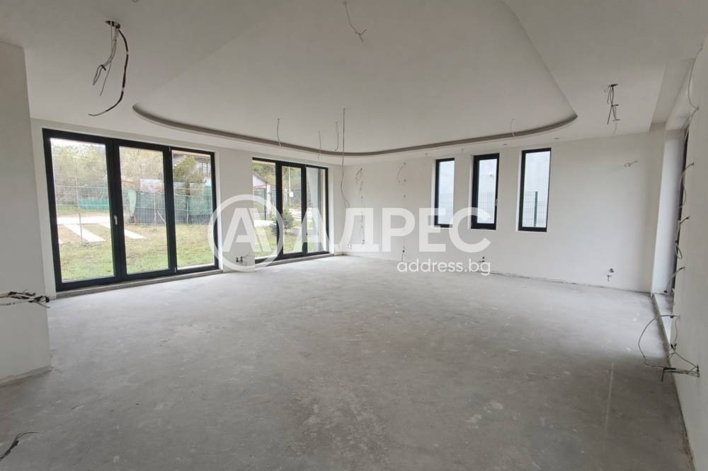 Продава КЪЩА, гр. София, м-т Камбаните, снимка 5 - Къщи - 54340311