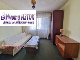 1 quarto Iztok, Pernik 1