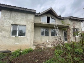 Продажба на имоти в гр. Каварна, област Добрич — страница 9 - изображение 6 